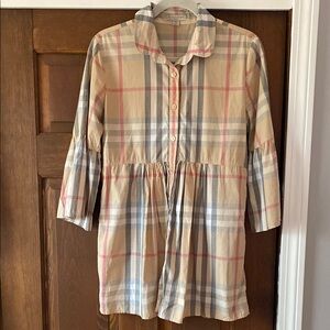 Authentic Burberry pleated tunic bell sleeve medium